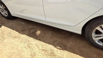 2011-2013 Hyundai Sonata Driver Left Lower Rocker Panel Moulding Side Skirt Oem