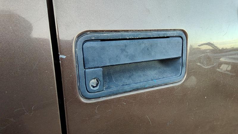 1994 Chevy/gmc Suburban 1500 Series Outside Door Handle RH