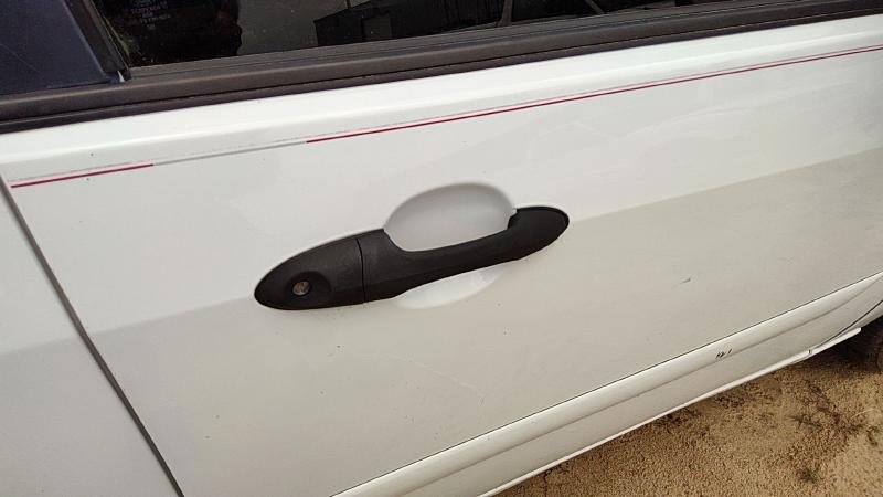 2000-2001 Ford Focus Not RS Outside Door Handle RH