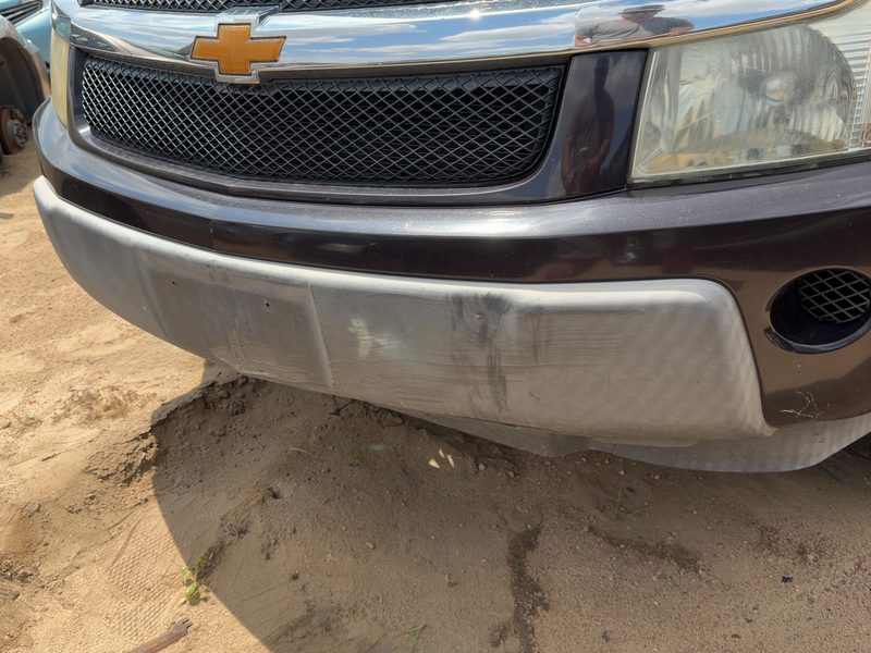 2005-2006 Chevrolet Equinox Front Bumper Assy.