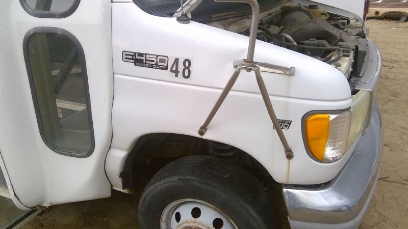 1997-2007 Ford Van E450 Fender RH