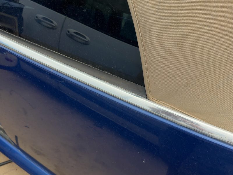 2007 Volkswagen Beetle (type 1) Quarter Panel Moulding LH
