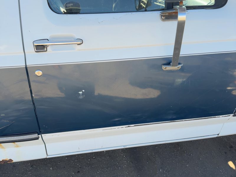 1987-1993 Ford Pickup F250 Series Front Door RH