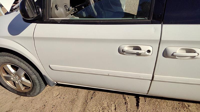 2004-2007 Dodge Caravan Front Door LH