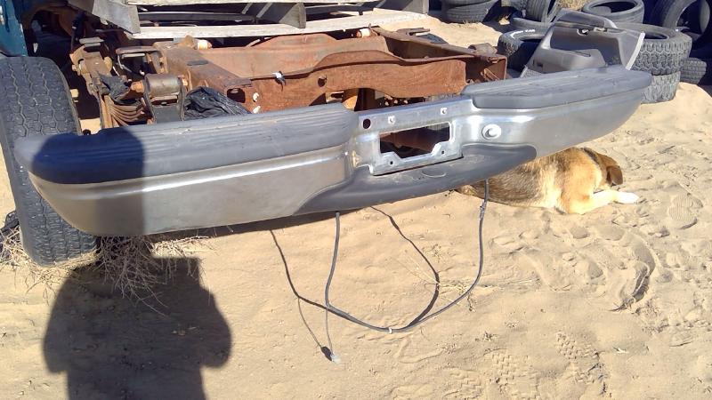 1999-2007 Ford F250 Super Duty Pickup Rear Bumper Assembly