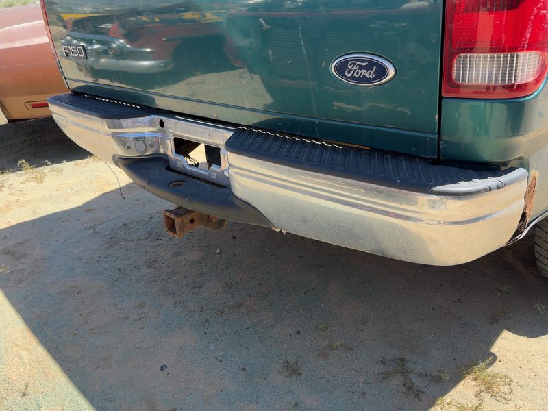 1997-2004 Ford Pickup F150 Series Rear Bumper Assembly