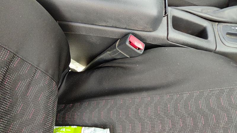 2000-2005 Pontiac Sunfire Front Seat Belt