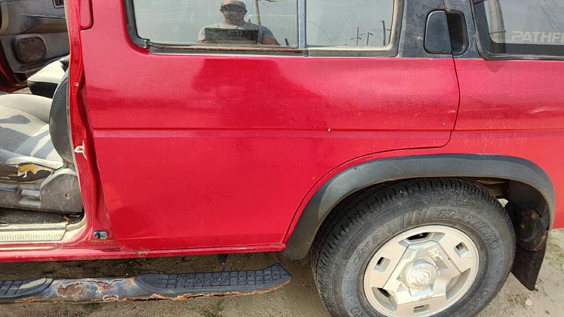 1990-1995 Nissan Pathfinder Rear Door LH