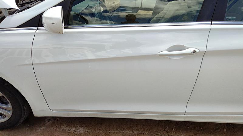 2011-2014 Hyundai Sonata Front Door LH