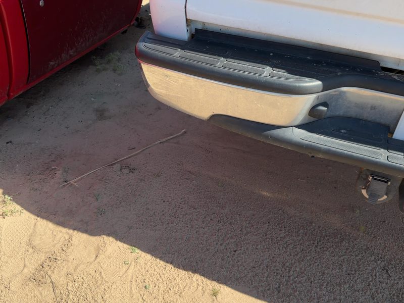 1999-2007 Chevrolet 2500 Silverado Pickup Rear Bumper Assembly