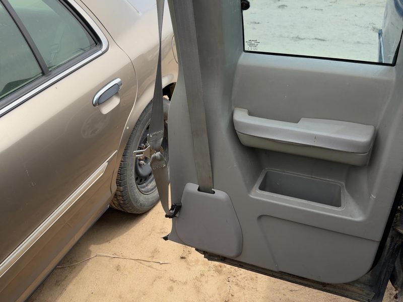 1997 Chevrolet Pickup 1500 Series Front Seat Belt RH