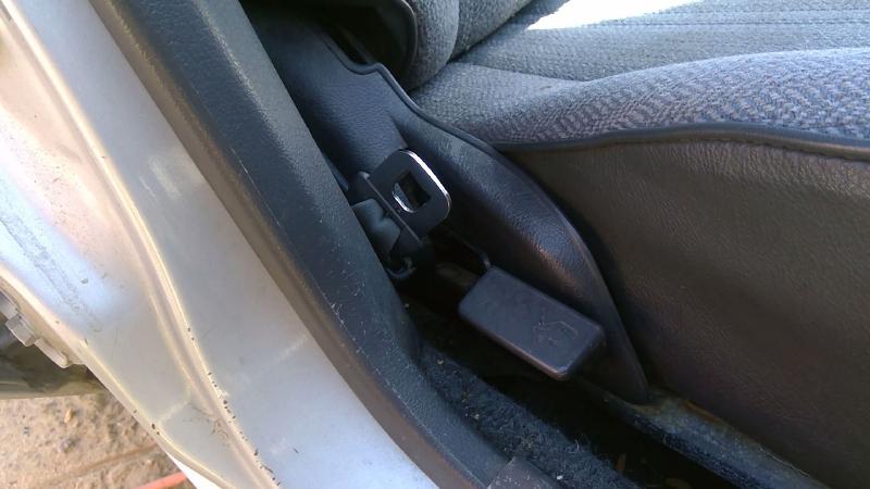1990 Toyota Corolla (also See FX 87-88) Seat Track