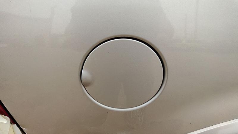 2002-2010 Lincoln Aviator Fuel Tank Door