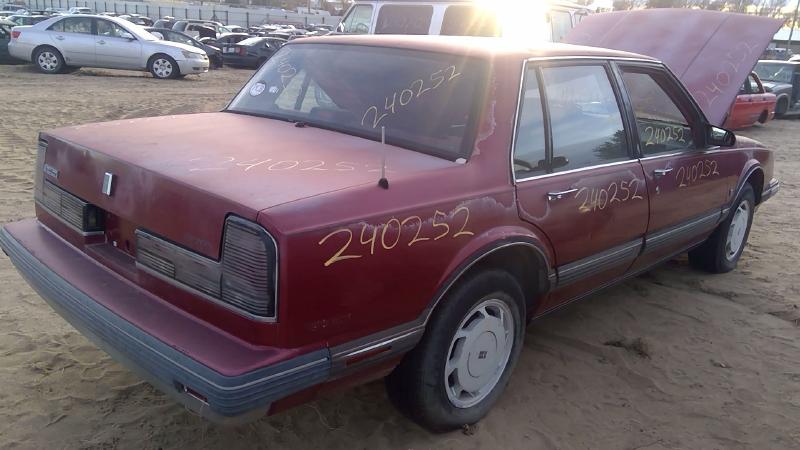 1989-1990 Oldsmobile Eighty-eight (80 & Up) Radiator