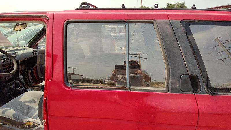 1990-1995 Nissan Pathfinder Rear Door LH