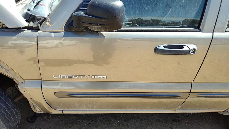 2002-2007 Jeep Liberty Front Door LH
