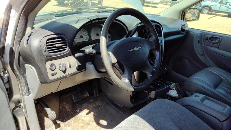2005 Chrysler Town & Country Transmission Assy.