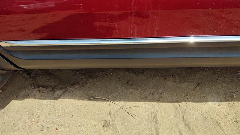 2011-2015 Explorer Front Door Moulding LH