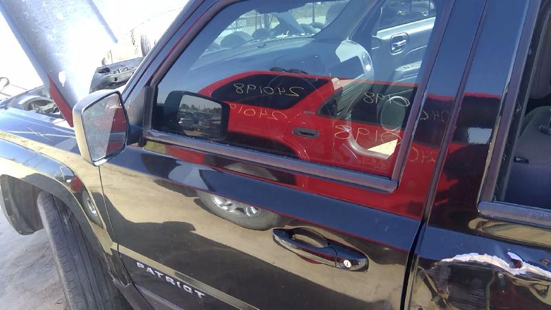 2011-2017 Jeep Patriot Front Door LH