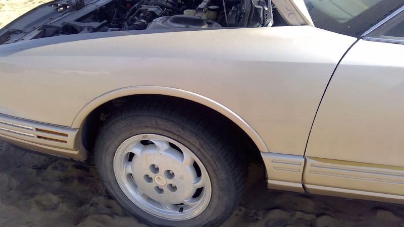 1992-1998 Oldsmobile Eighty-eight (80 & Up) Fender LH