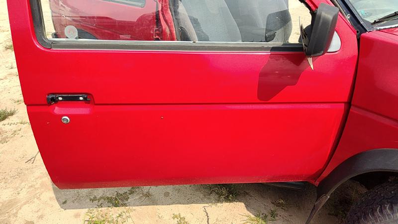 1986-1995 Nissan Pathfinder Front Door RH