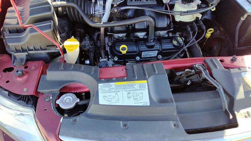 2005-2007 Chrysler Town & Country Radiator Support