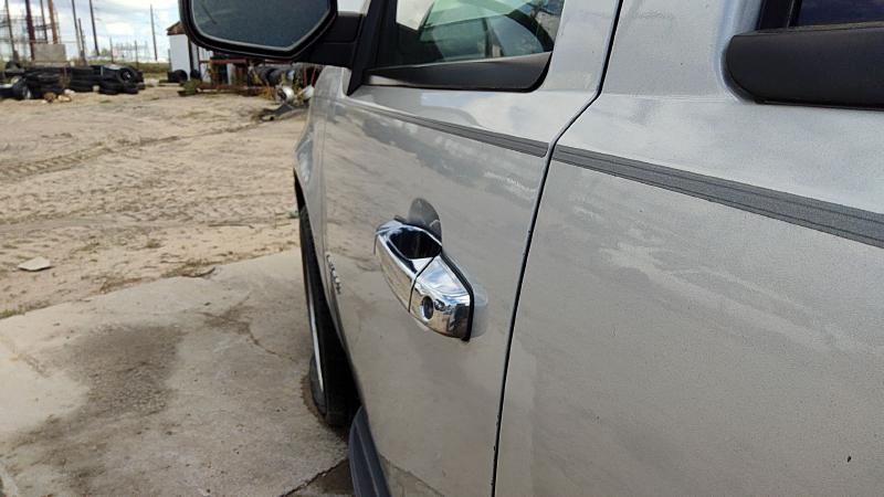 2007-2011 Chevrolet Tahoe Front Door LH