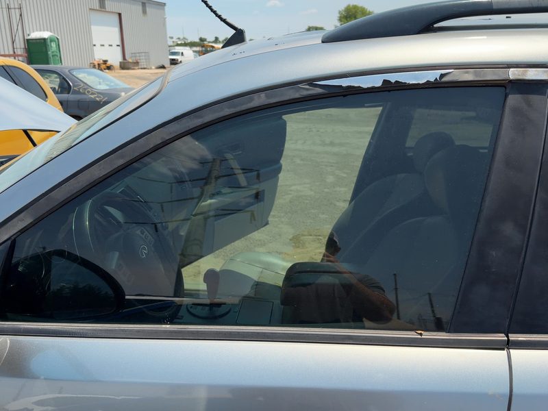 2003-2008 Infiniti FX Series Front Door Glass/Window LH