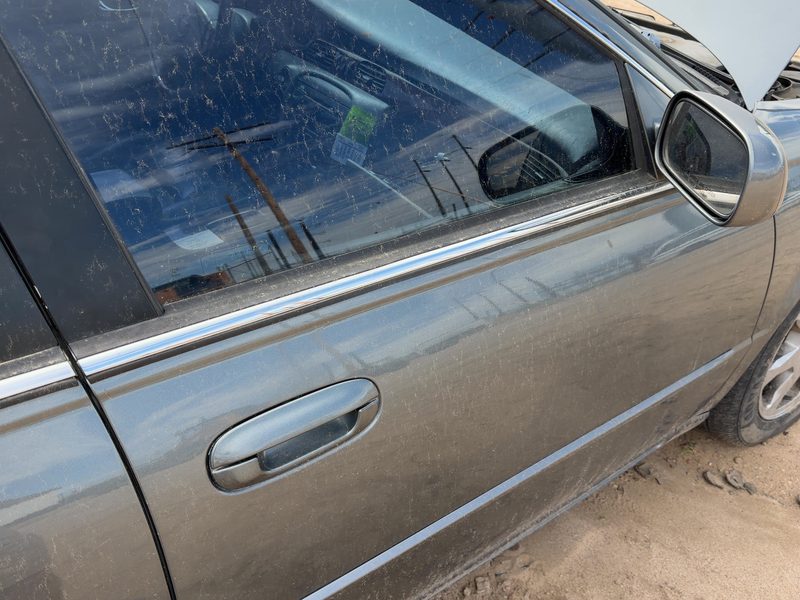 1998-2004 Cadillac Seville Front Door Moulding RH