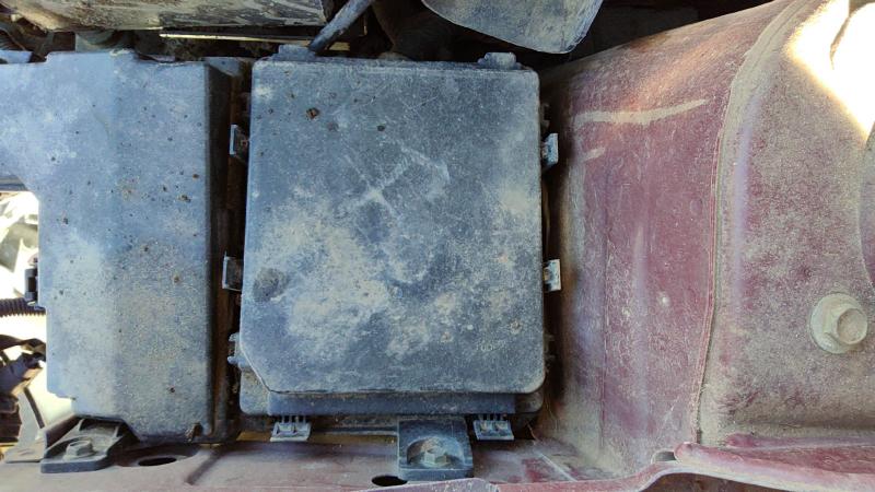 2008-2010 Nissan Rogue Except Sport Engine Fuse Box