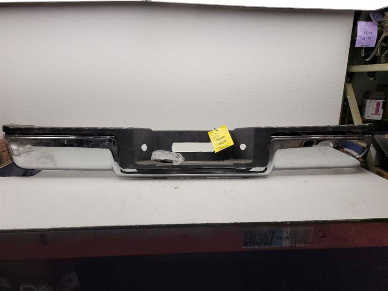2004-2006 Ford Pickup F150 Series Rear Bumper Assembly