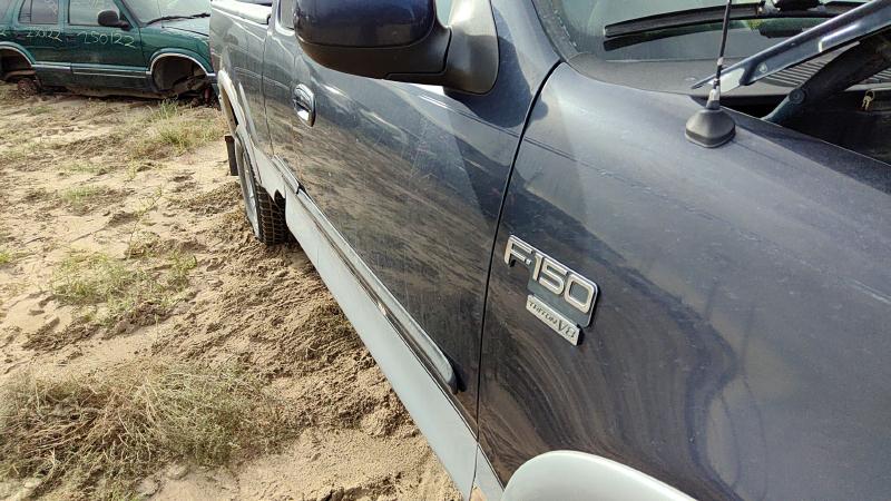 1998-2004 Ford Pickup F150 Series Front Door RH