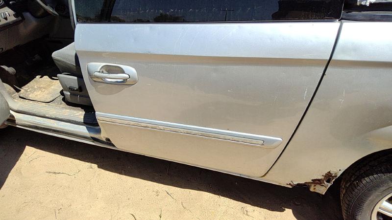 2001-2007 Chrysler Town & Country Rear Door LH