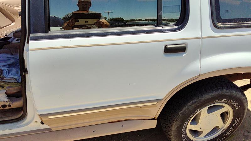 1991-1994 Explorer Rear Door LH
