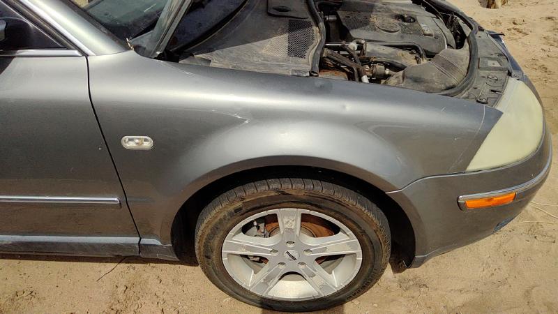 2001-2004 (discontinued) Passat Fender RH