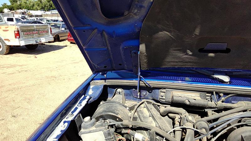 1991-2007 Ford Ranger (small Truck) Hood Hinge RH