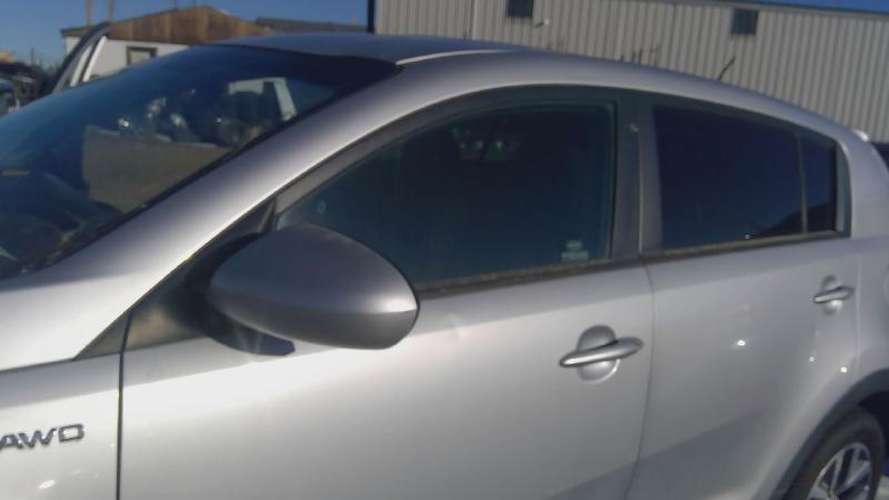 2010-2016 Kia Sportage Front Door LH