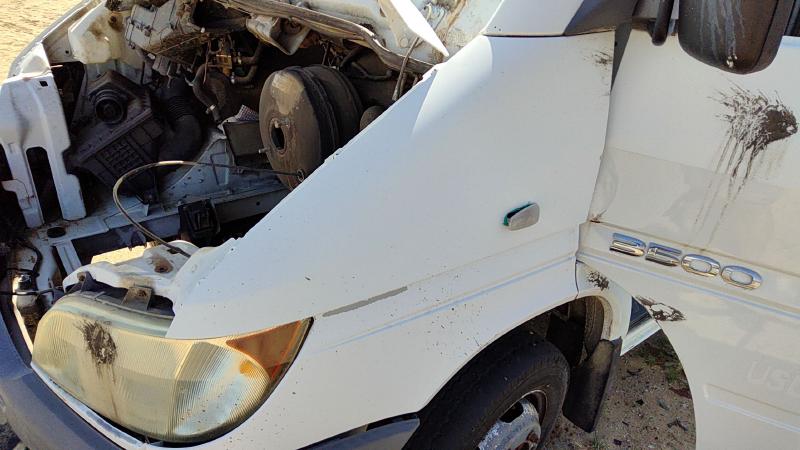 2002-2006 Dodge Van (sprinter 3500) Fender LH