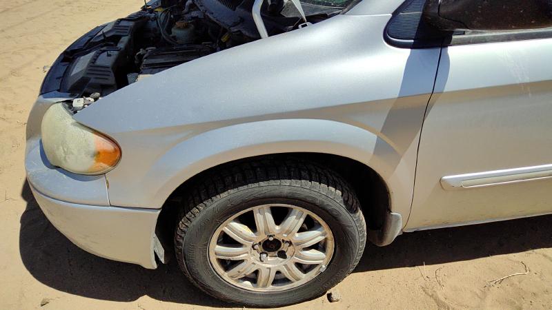 2001-2007 Chrysler Town & Country Fender LH