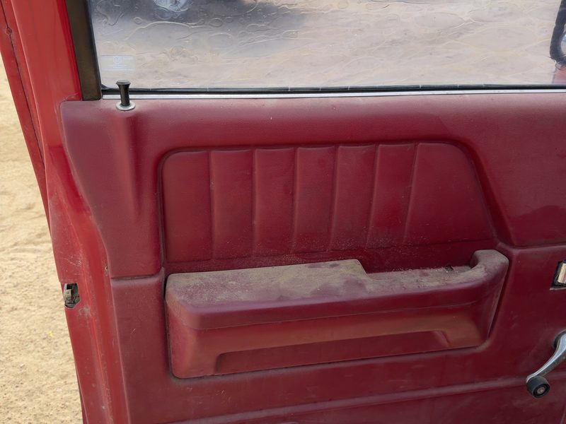 1991 Dodge Dakota (mid-size) Front Door Trim Panel LH