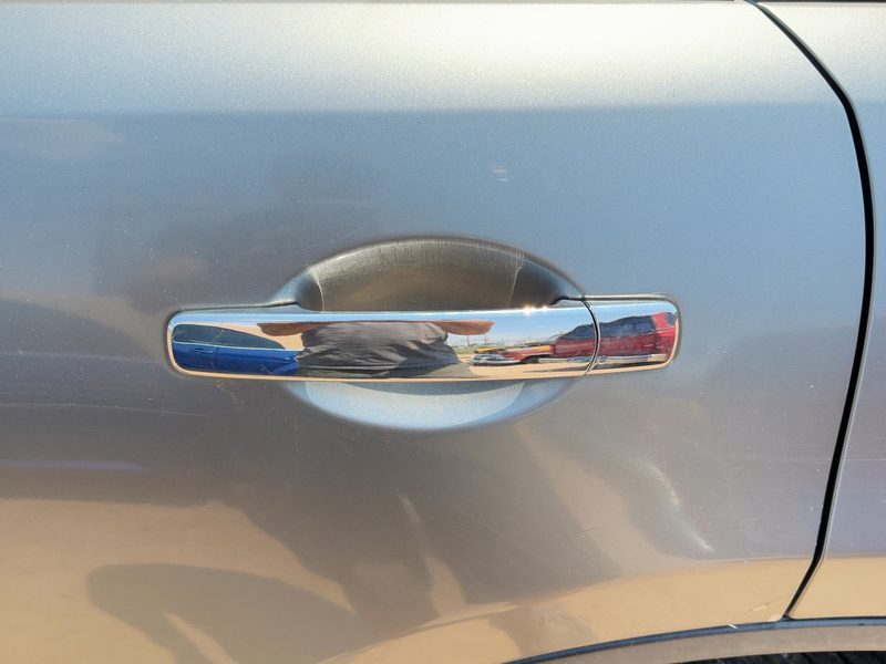 2003-2008 Infiniti FX Series Outside Door Handle LH