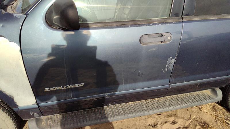 2002-2005 Explorer Front Door LH