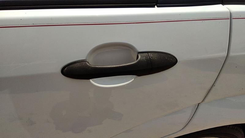 2000-2001 Ford Focus Not RS Outside Door Handle LH