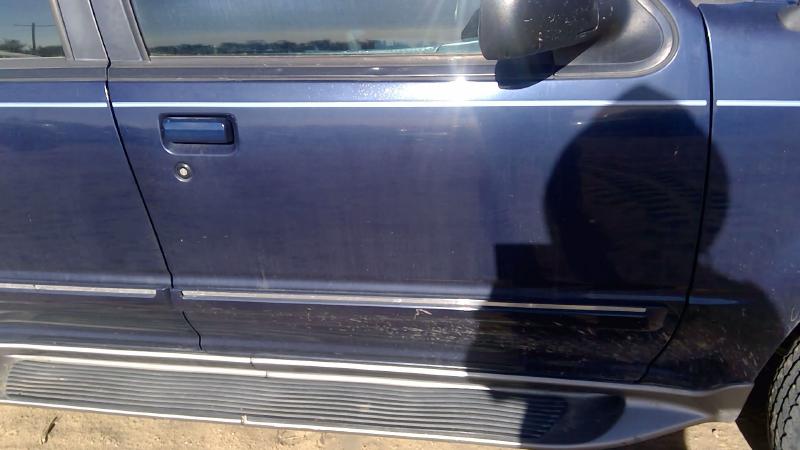 1995-1997 Explorer Front Door Shell RH