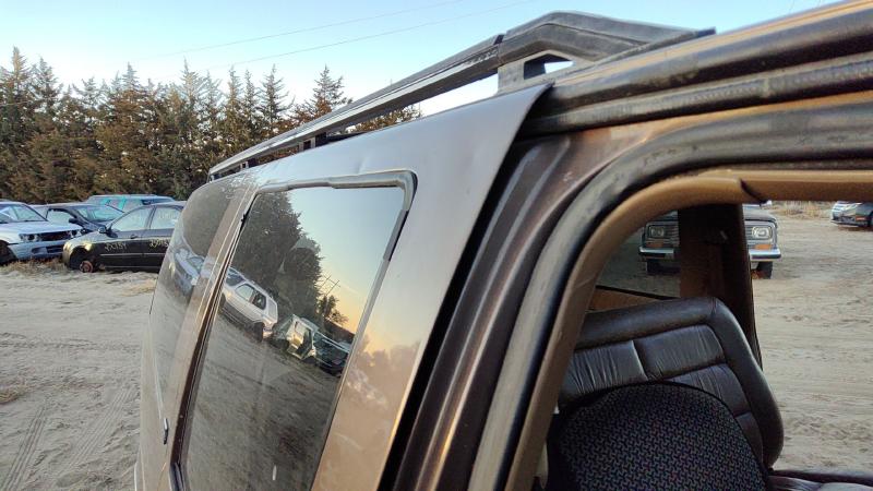 1992-2000 Chevy/gmc Suburban 1500 Series Rear Door RH