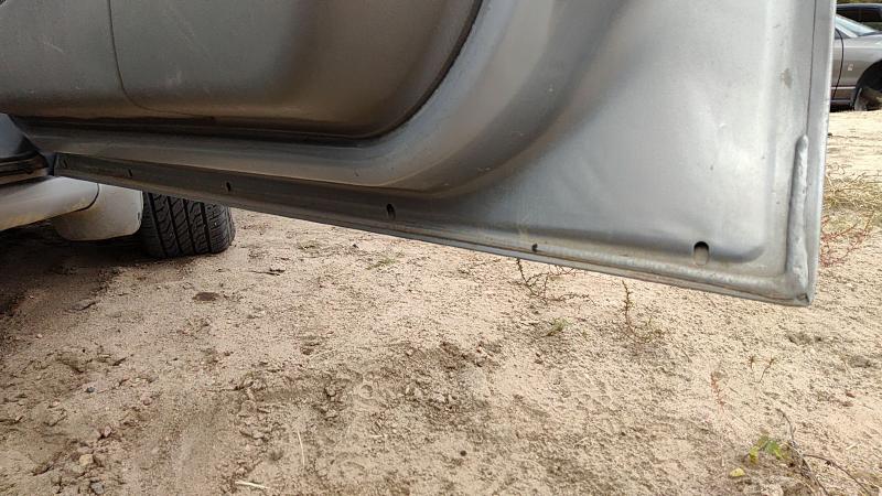 1997-2005 Malibu Front Door RH