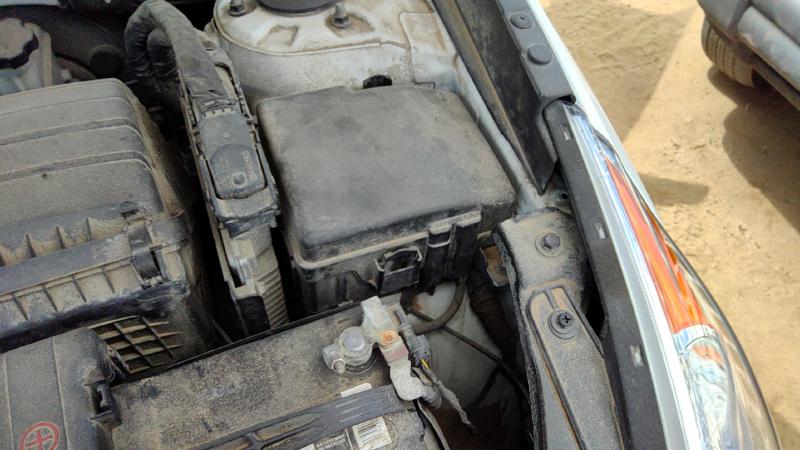 2011-2014 Hyundai Sonata Engine Fuse Box