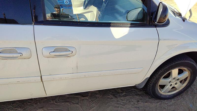 2004-2007 Dodge Caravan Front Door RH