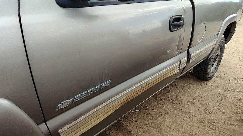 1999-2007 Chevrolet 2500 Silverado Pickup Front Door LH