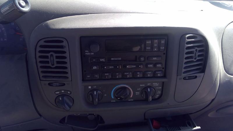 1997-2004 Ford Expedition Dash Panel